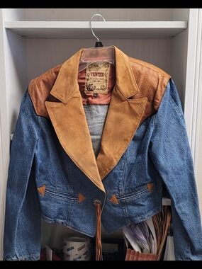 Vitage Women's Blue Denim Jacket with Tan Suede Accents